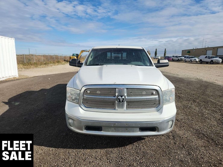 2014-ram-1500-slt-image-23