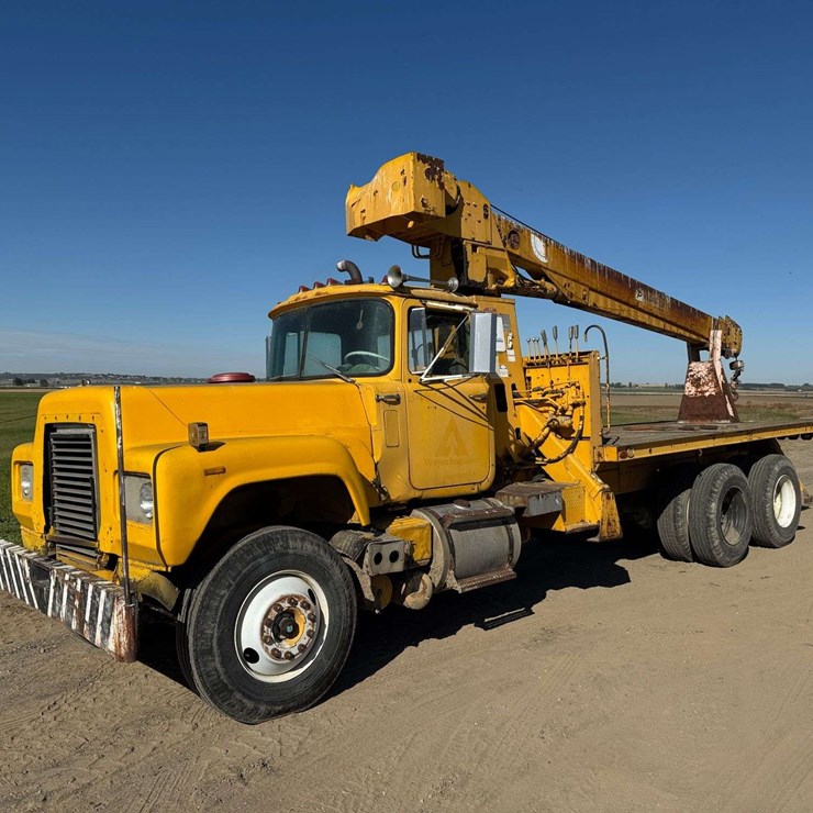 1969 Mack Boom Truck
