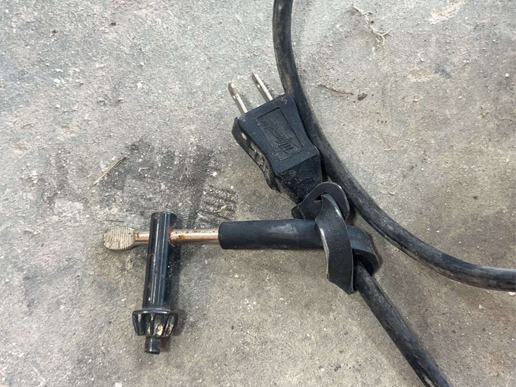 milwaukee-1/2”-hammer-drill-image-3