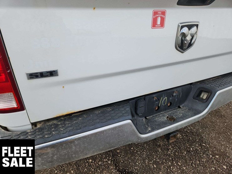 2012-ram-1500-slt-image-40