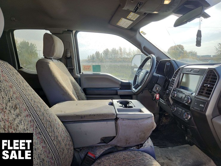 2020-ford-f550-image-31