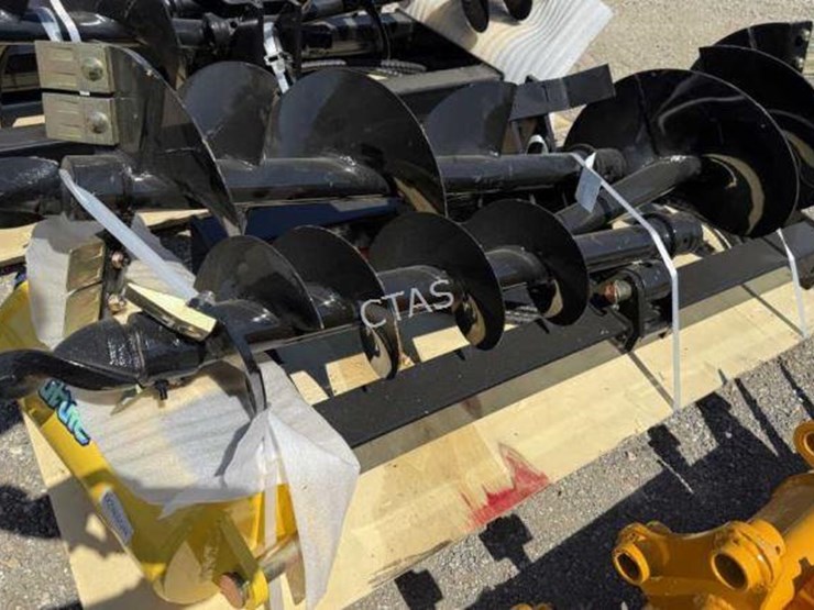 #146-•-skid-steer-loader-w/-3-augers---8",-12",-&-16"-image-1