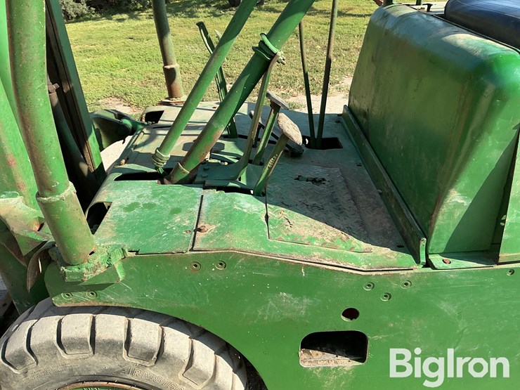 clark-yardlift-y40-forklift-image-14