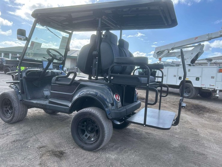 2025-epic-electric-golf-cart-image-5