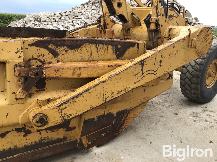caterpillar-60-image-17