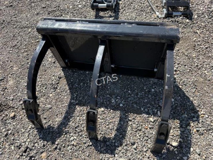 #160-•-mini-skid-steer-rake-image-1