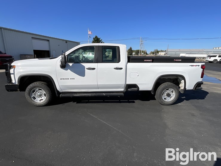 2021-chevrolet-silverado-2500-image-8