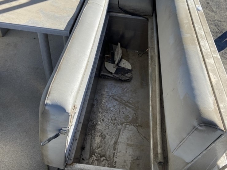 2008-metalite-chinook-pontoon-boat-image-23