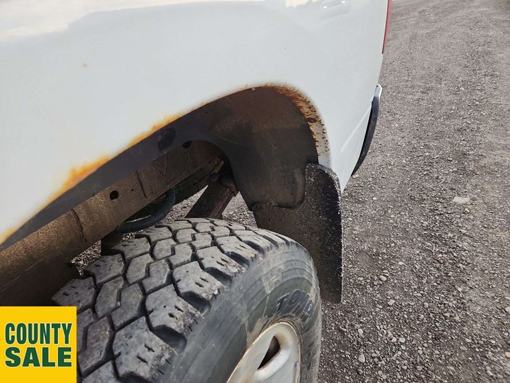 2016-ram-tradesman-image-35