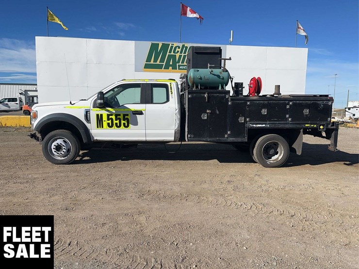 2020-ford-f550-image-2