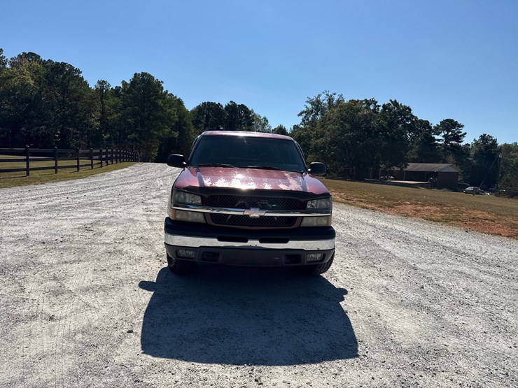 2003-chevrolet-silverado-image-8