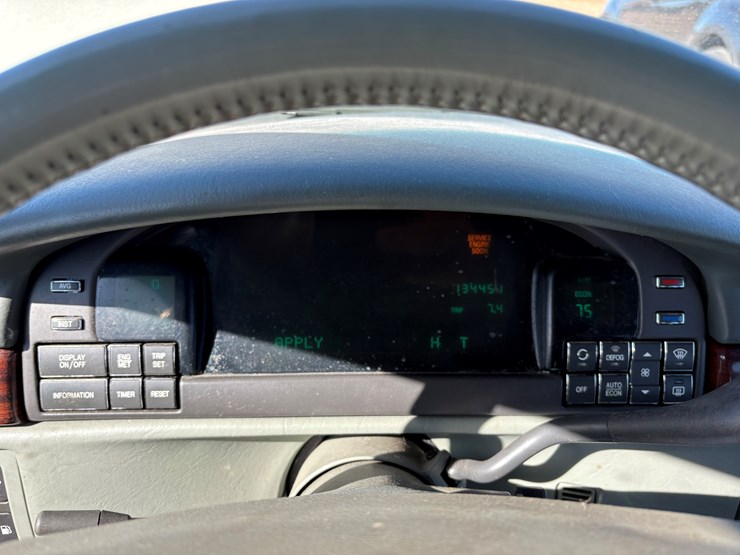 #118-•-1997-cadillac-deville-(wi-title)-image-18