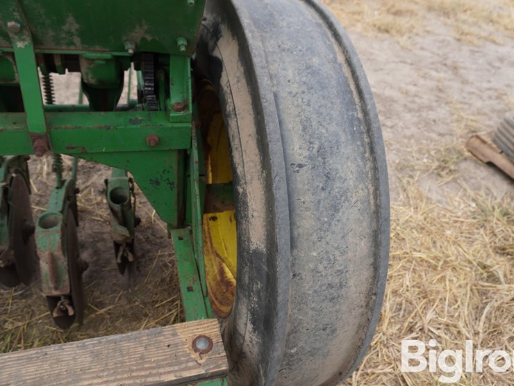 john-deere-bb-image-18