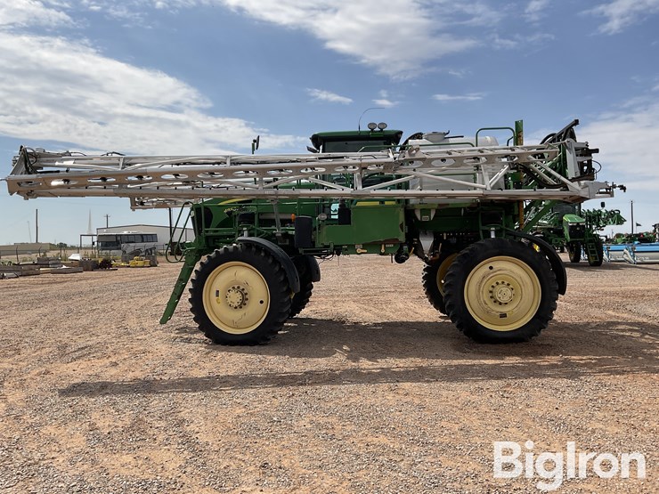 2011-john-deere-4830-image-8