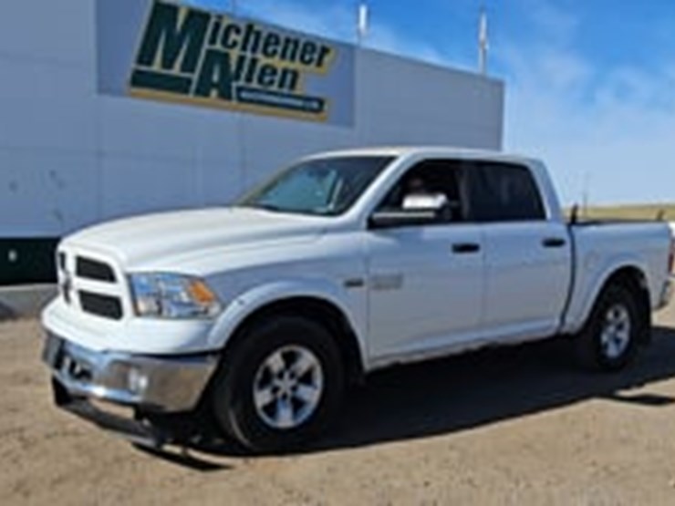 2018-ram-1500-slt-image-5