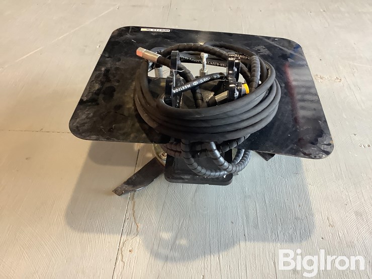 mini-excavator-hedge-trimmer-image-6