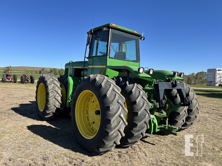 john-deere-8450-image-4