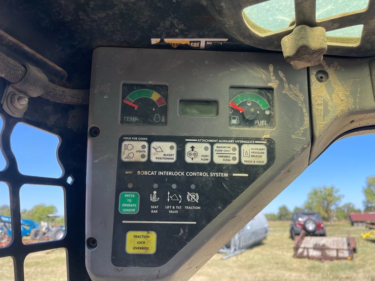 bobcat-t250-image-25