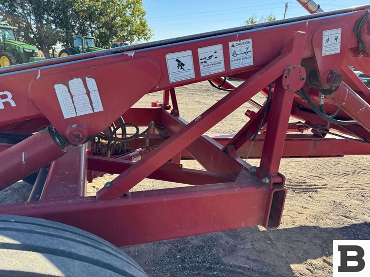 morris-pro-ag-bale-stacker-image-34