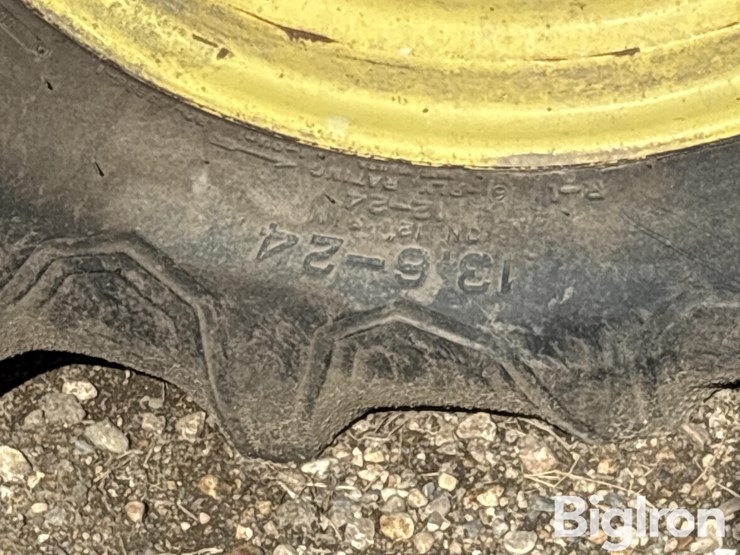 1981-john-deere-2420-image-20