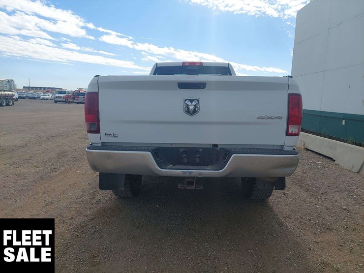 2016-ram-tradesman-image-13