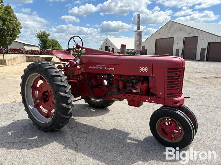 1956-international-300-image-3