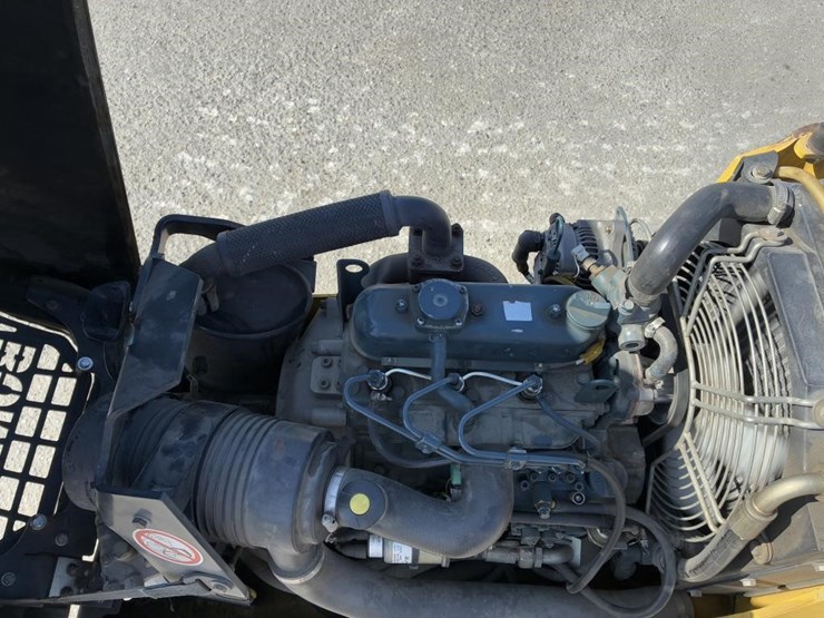 2012-bomag-bmp8500-image-9