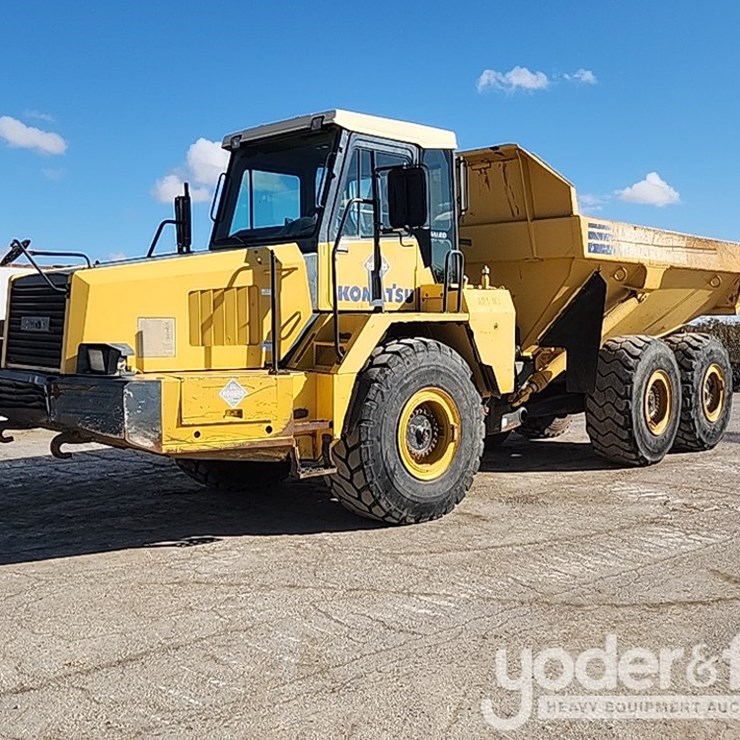 2006 KOMATSU HM300