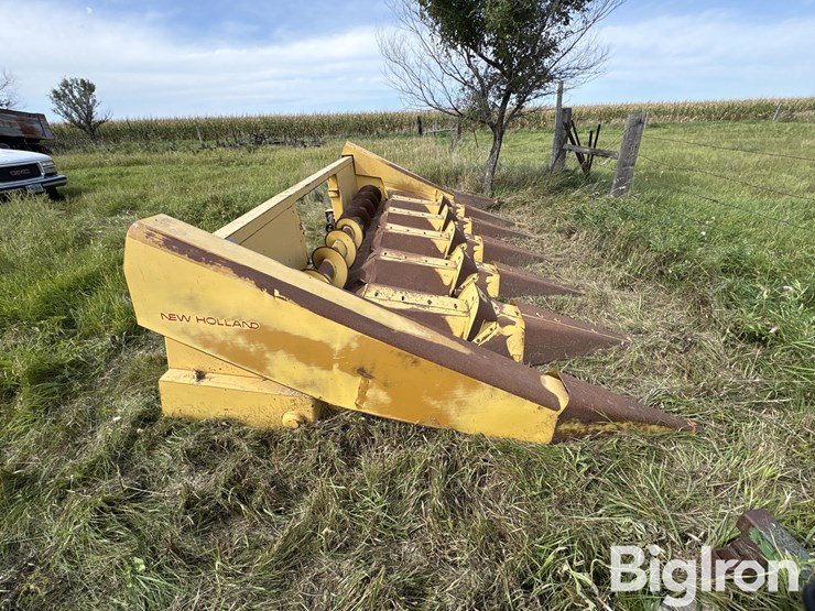 new-holland-974-image-4