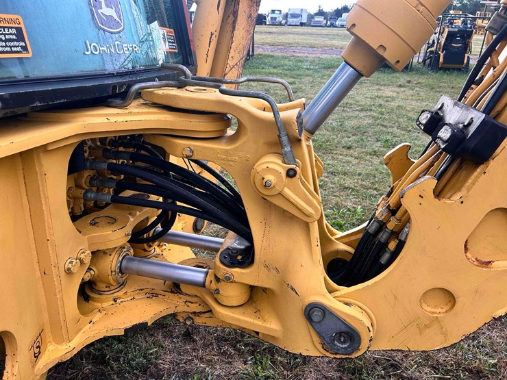 2003-deere-310sg-image-20