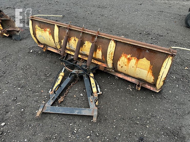 meyer-90"-steel-snow-plow-image-3