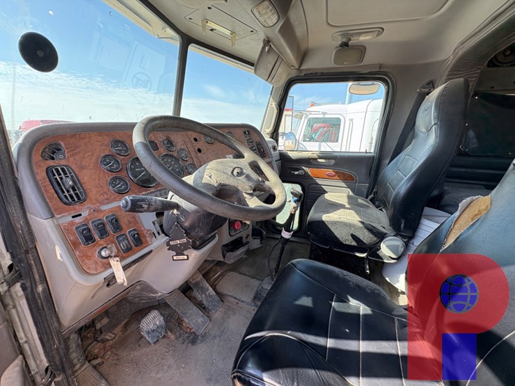 2007-peterbilt-378-image-7