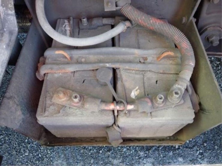 2015-freightliner-mt55-image-54