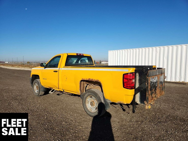 2016-chevrolet-silverado-2500hd-image-3