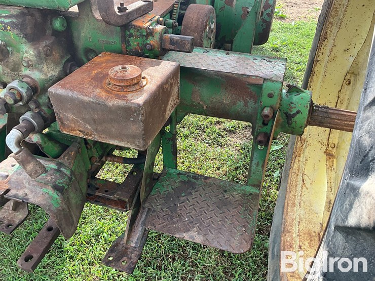 1948-john-deere-model-b-image-17