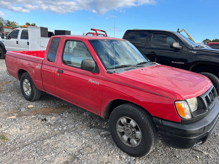 2000-nissan-frontier-image-2