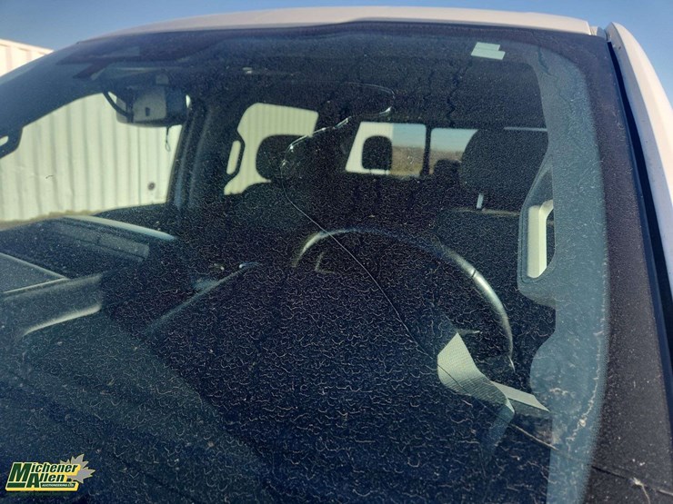 2021-ford-f150-image-35