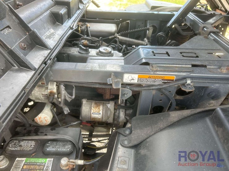 2015-kubota-rtv-x900-4x4-utility-cart-image-11
