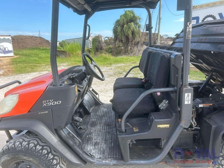 2015-kubota-rtv-x900-4x4-utility-cart-image-5
