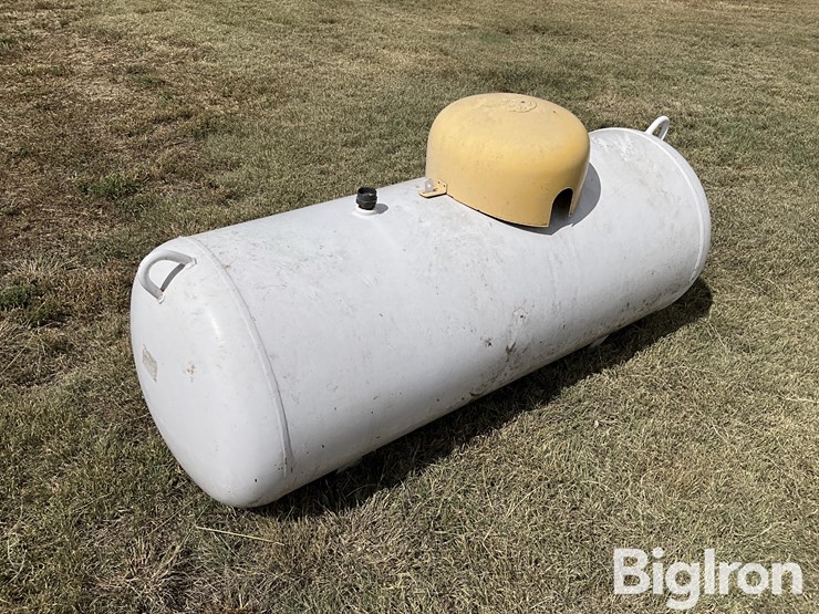 2007-120-gallon-propane-tank-image-1