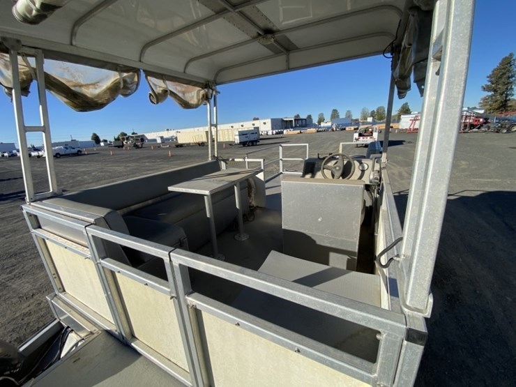 2008-metalite-chinook-pontoon-boat-image-16