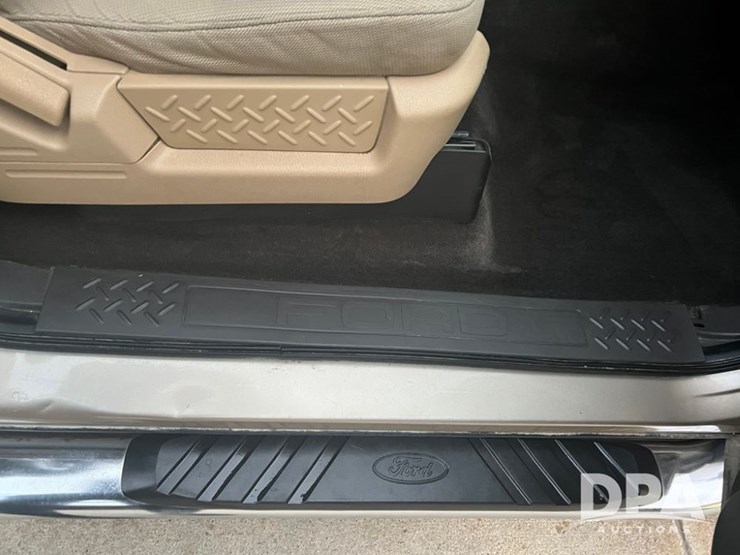 2013-ford-f150-image-36