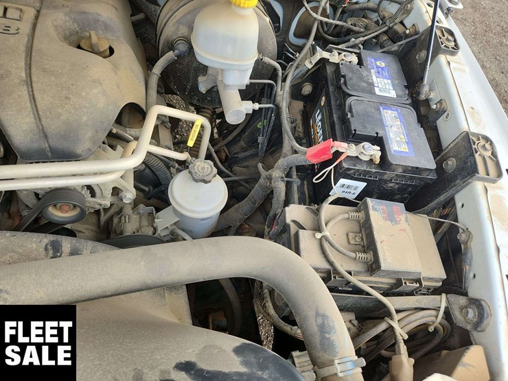 2012-ram-1500-slt-image-26