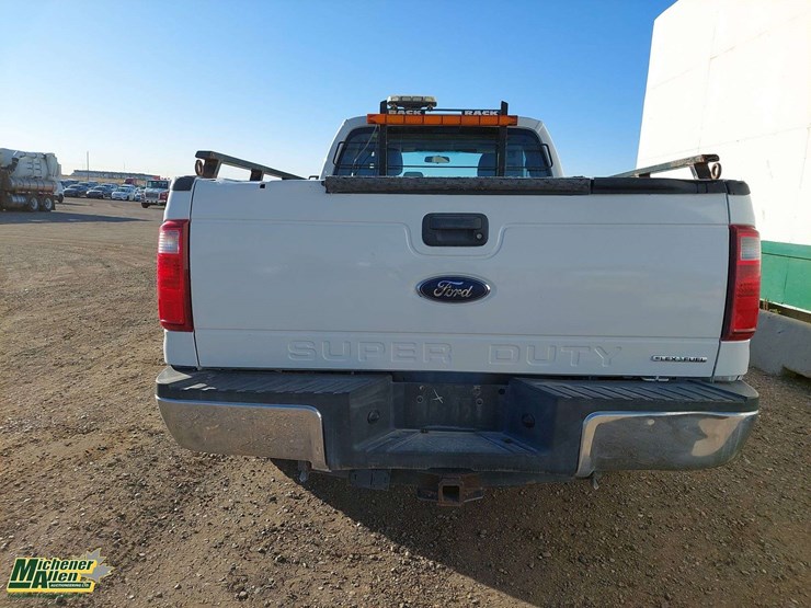 2013-ford-f250-image-14