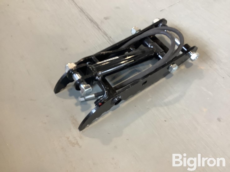 mini-excavator-hydraulic-thumb-image-5