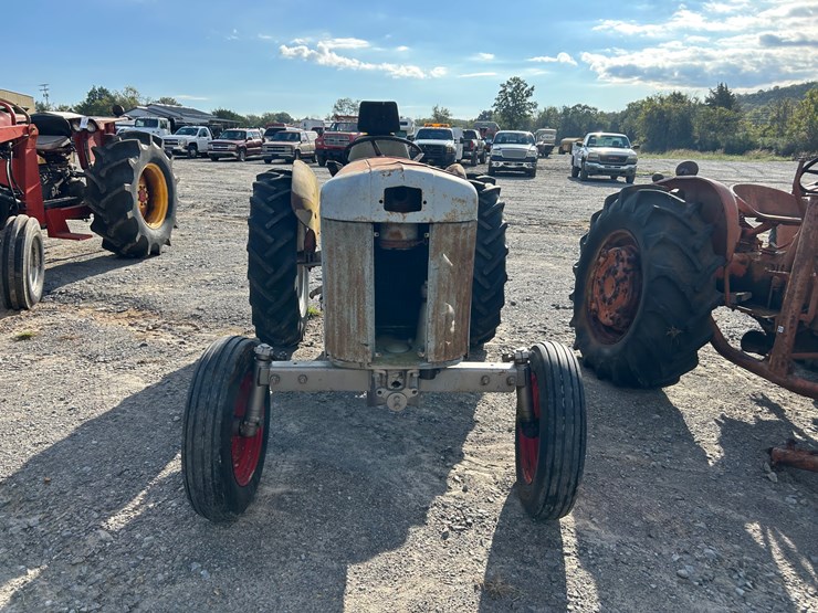 massey-ferguson-f40-image-3