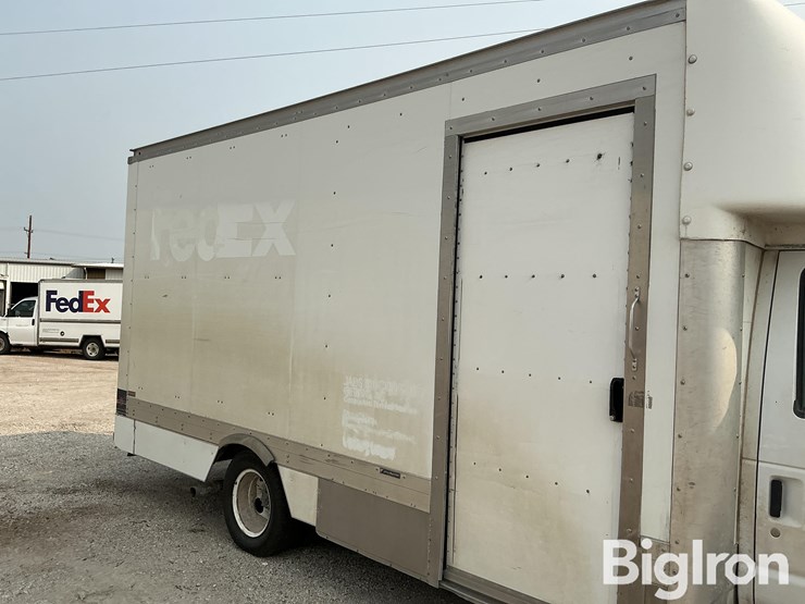 ford-e350-image-15