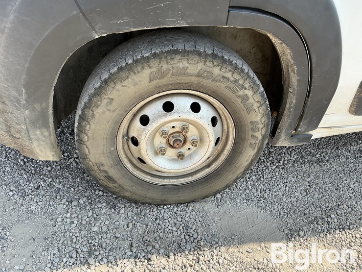 2021-dodge-3500-image-19