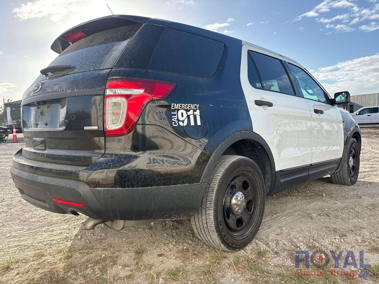 2015-ford-explorer-image-4
