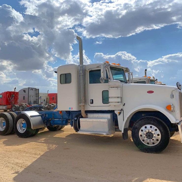 2013 PETERBILT 367